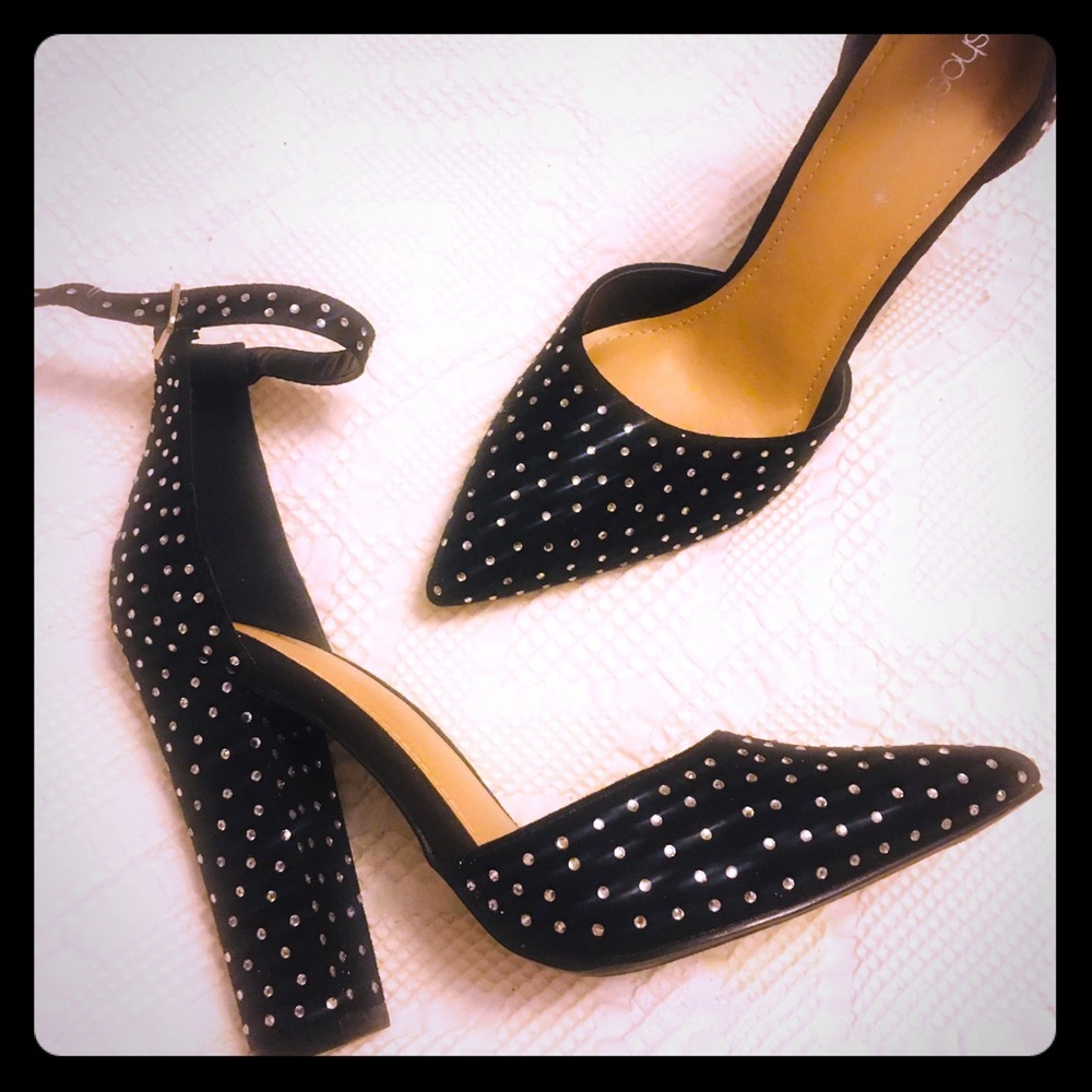 Rhinestone Block Heal Shoe Black & Rhinestones